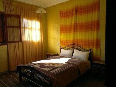 Auberge Et Hotel Les Amis Tafraout Ngoại thất bức ảnh