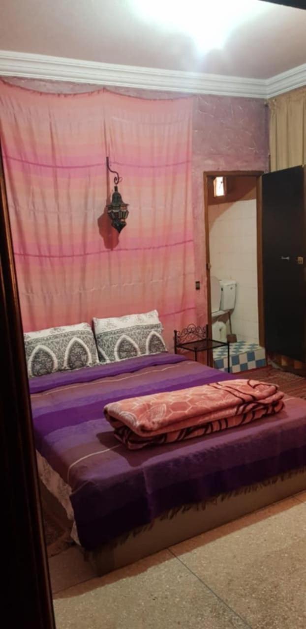Auberge Et Hotel Les Amis Tafraout Ngoại thất bức ảnh